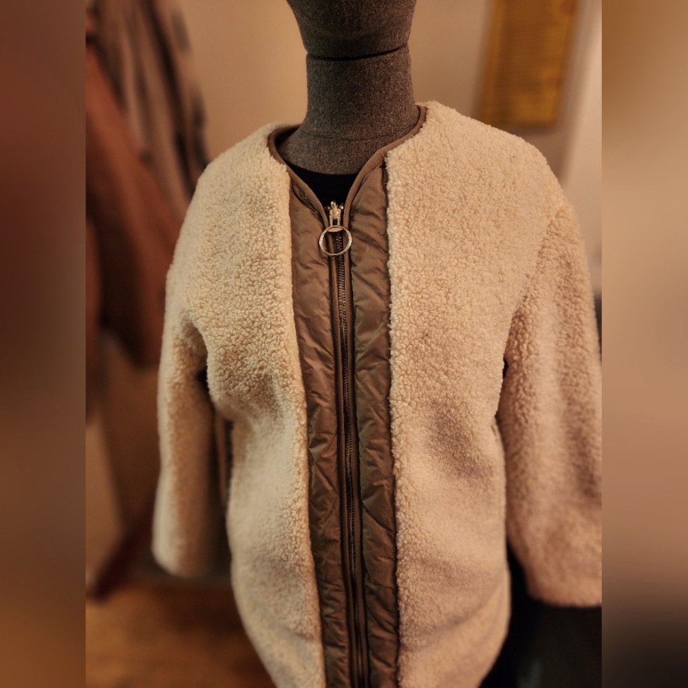 Reversable Fleece Jacket - Picture 2 of 6